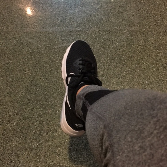 Meet your Posher, Ruby - Picture 1 of 1